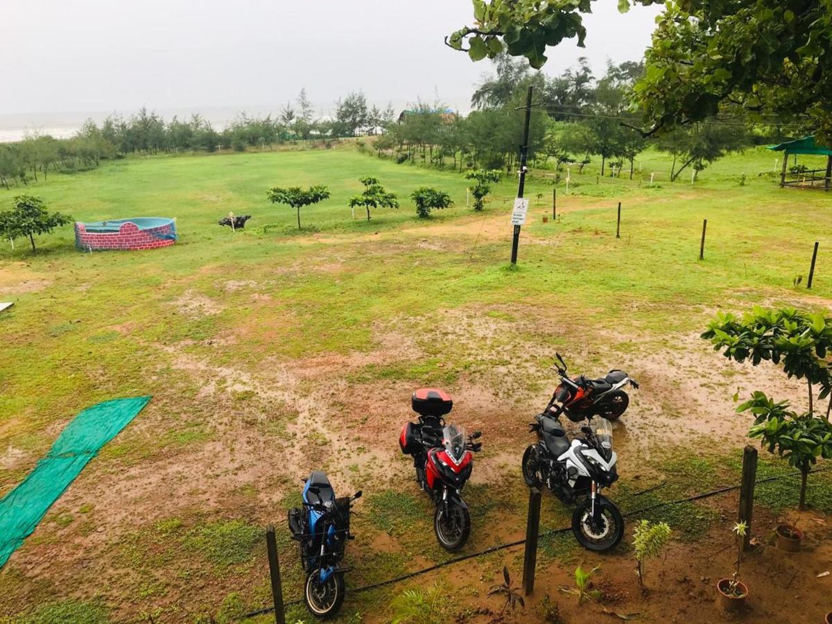 5 Mile Beach Resort Kumta Buitenkant foto