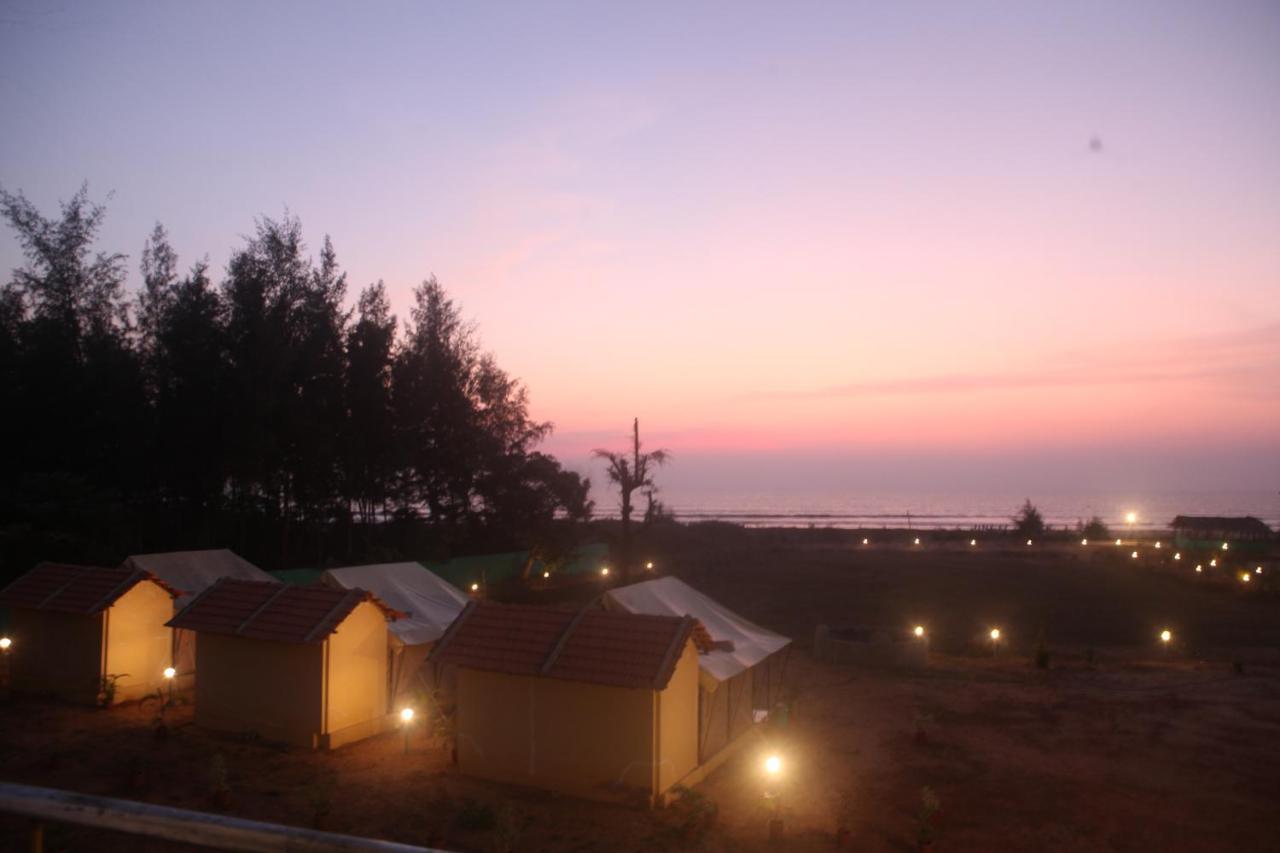 5 Mile Beach Resort Kumta Buitenkant foto