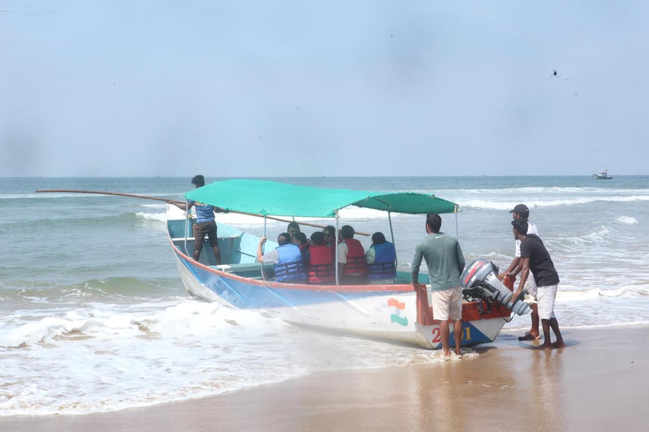 5 Mile Beach Resort Kumta Buitenkant foto